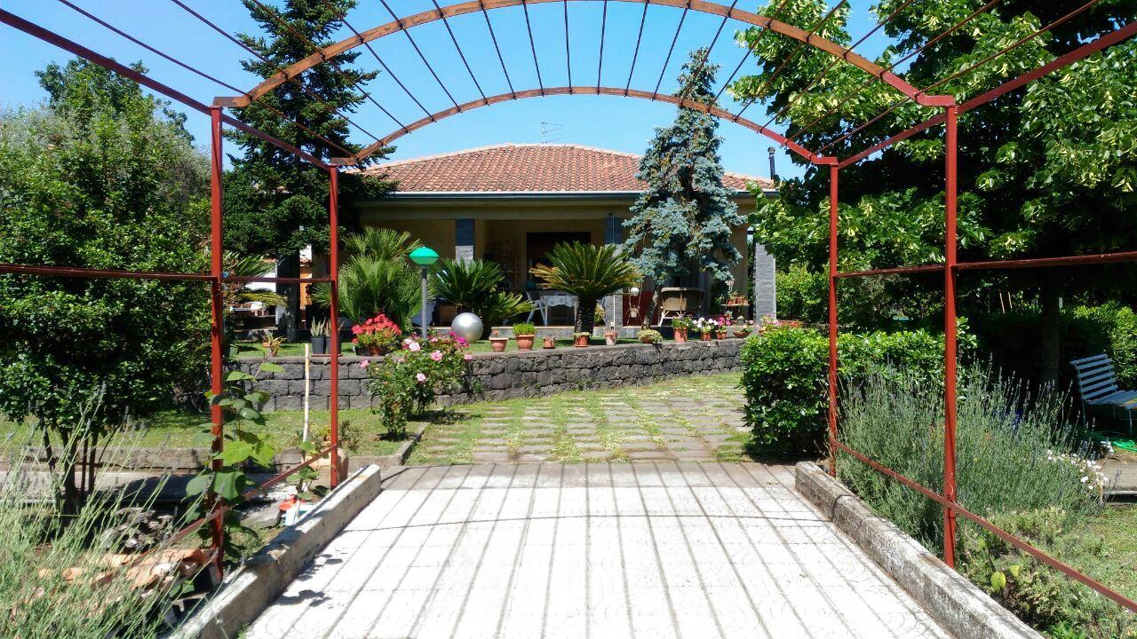Etna Travellers B&B Mascalucia Dış mekan fotoğraf